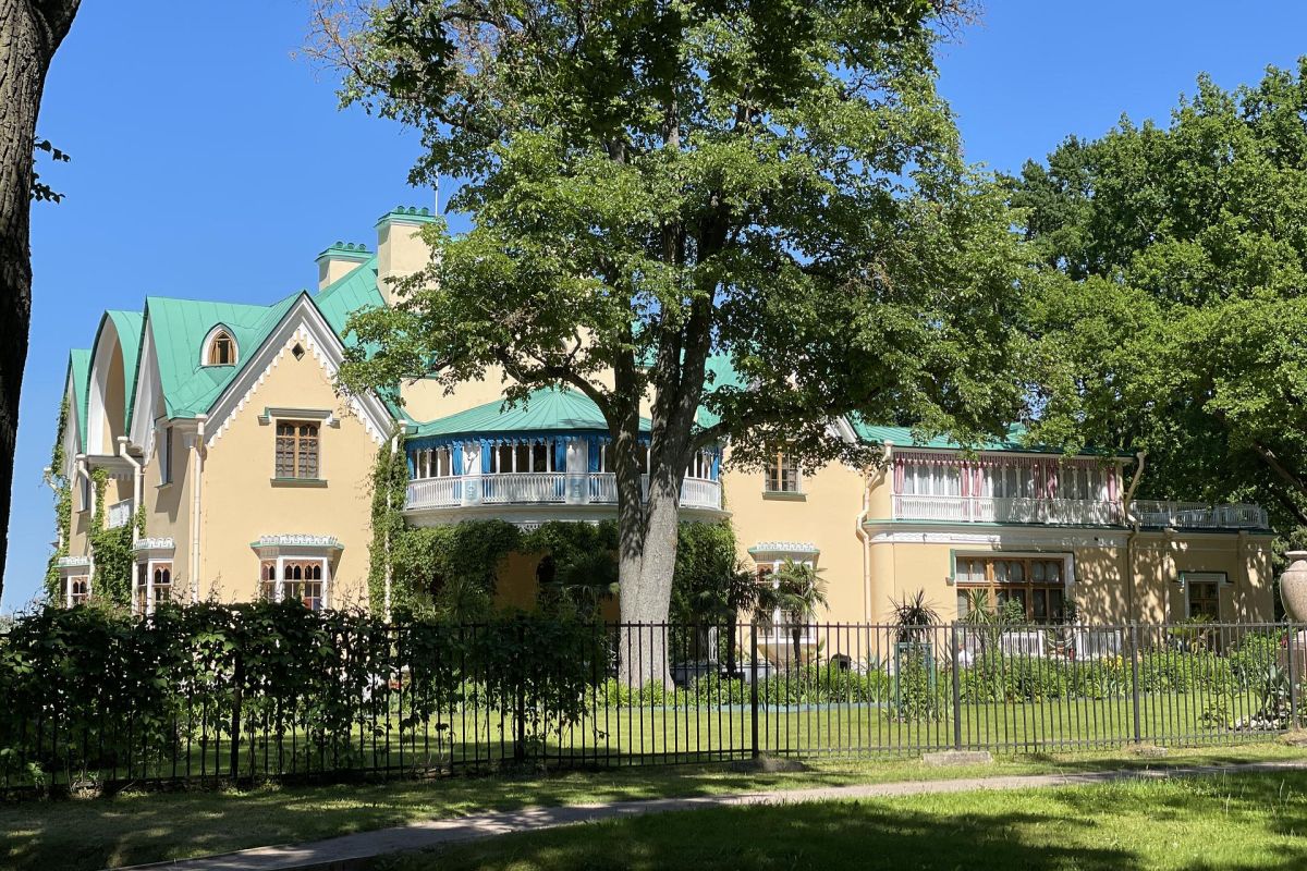 Тур «Петергофские Каникулы», 5 дней