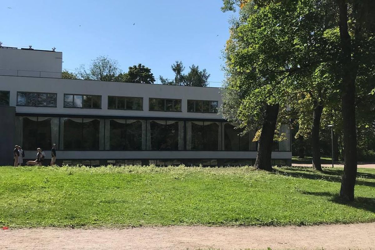 Тур «Три берега Финского залива Выборг, Кронштадт, Петергоф», 4 дня