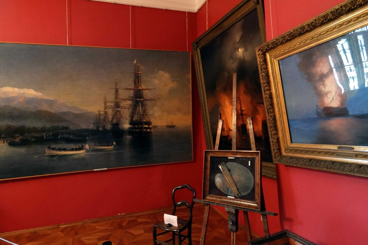 Крым: Феодосия, галерея Айвазовского, Судак, Коктебель, Старый Крым